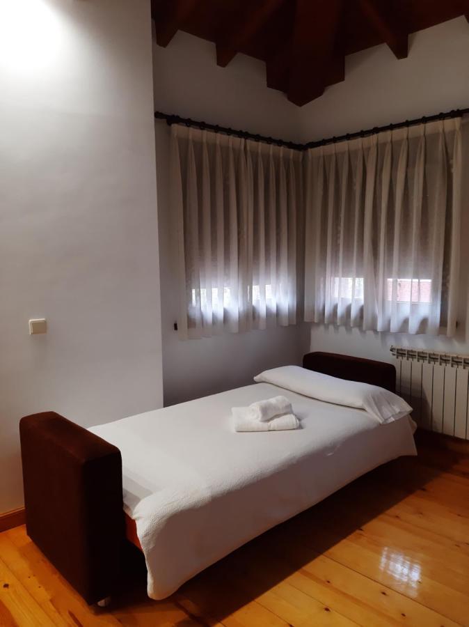 דירות Onís El Puentin Del Sella Con Wifi Y Parking Gratuito מראה חיצוני תמונה
